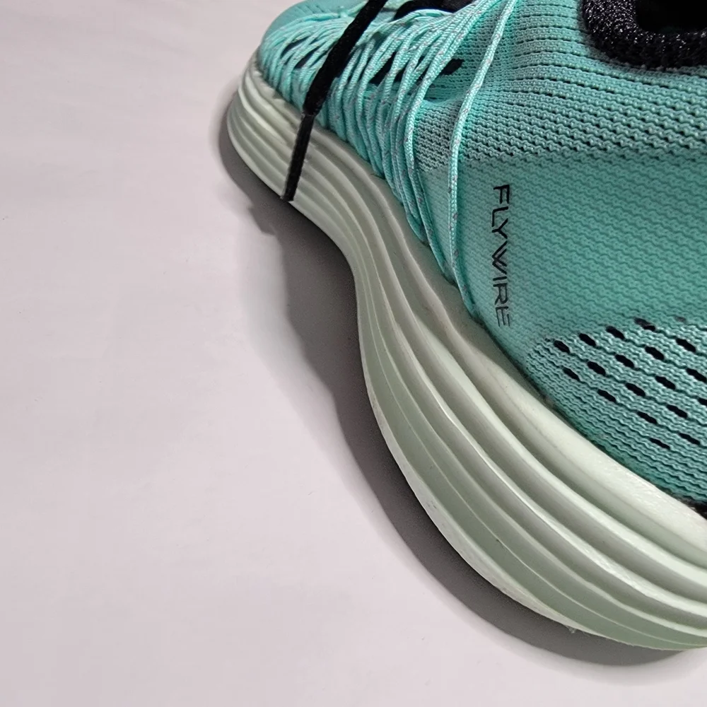 💚 Nike Lunarlon Flywire Running Shoes Women’s 6 Mint Green
